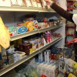 Les deux brigandages ont eu lieu dans deux shops à distnce d'une semaine. (photo d'illustration)